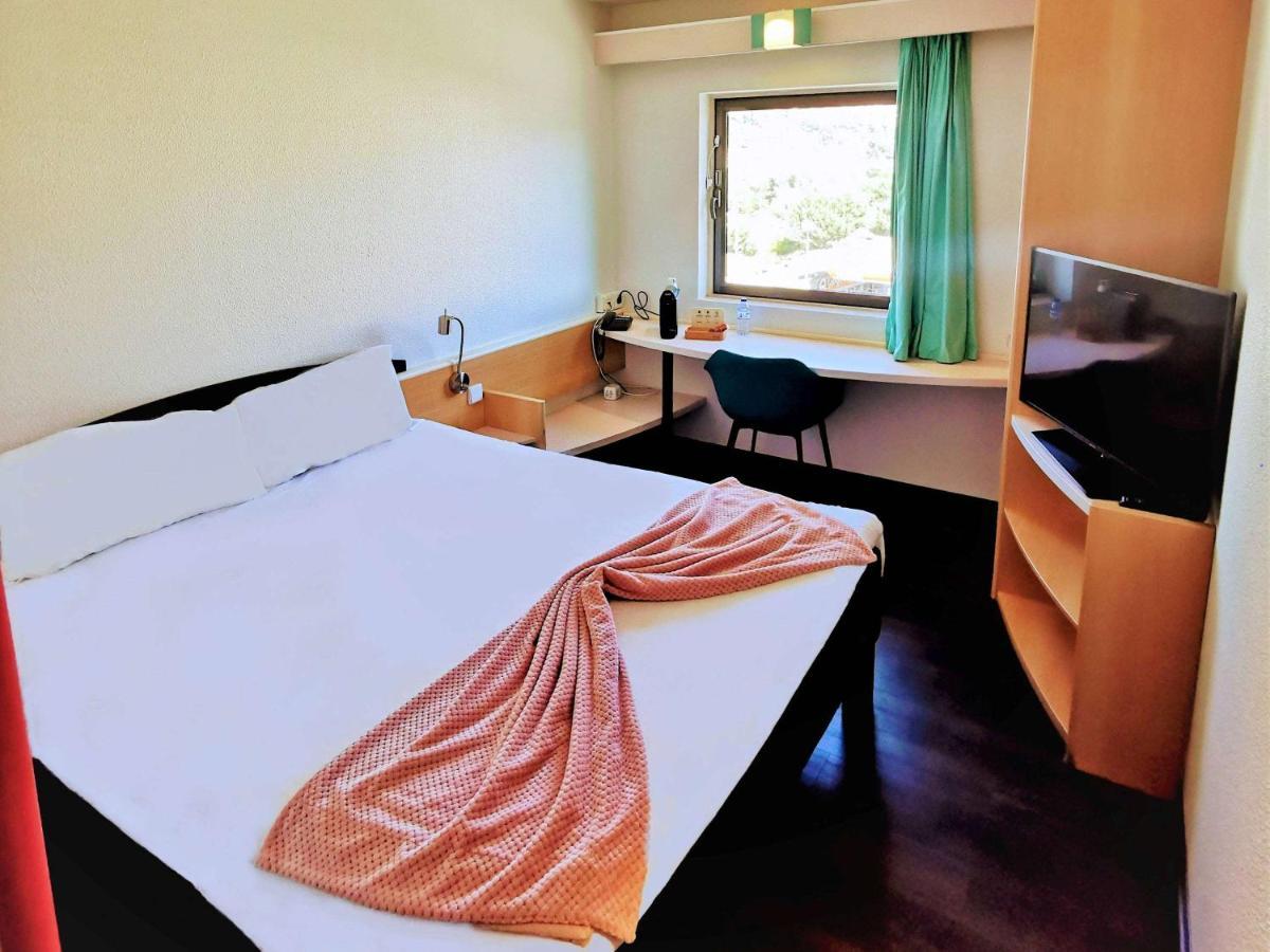 Hotel Ibis Leiria Fatima ภายนอก รูปภาพ