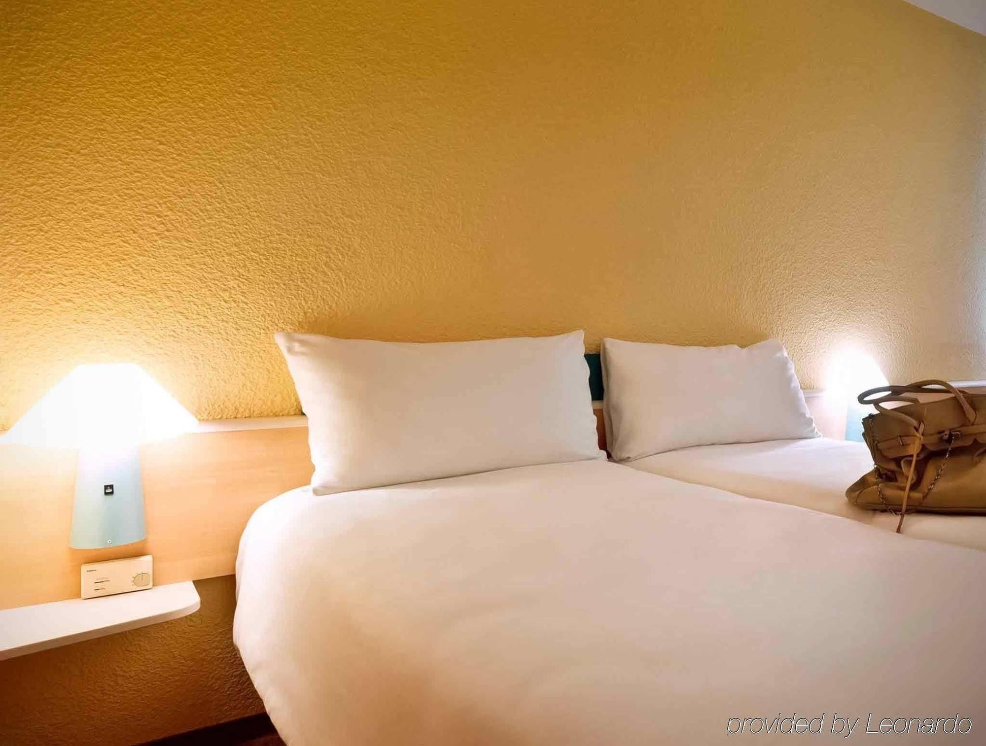 Hotel Ibis Leiria Fatima ภายนอก รูปภาพ