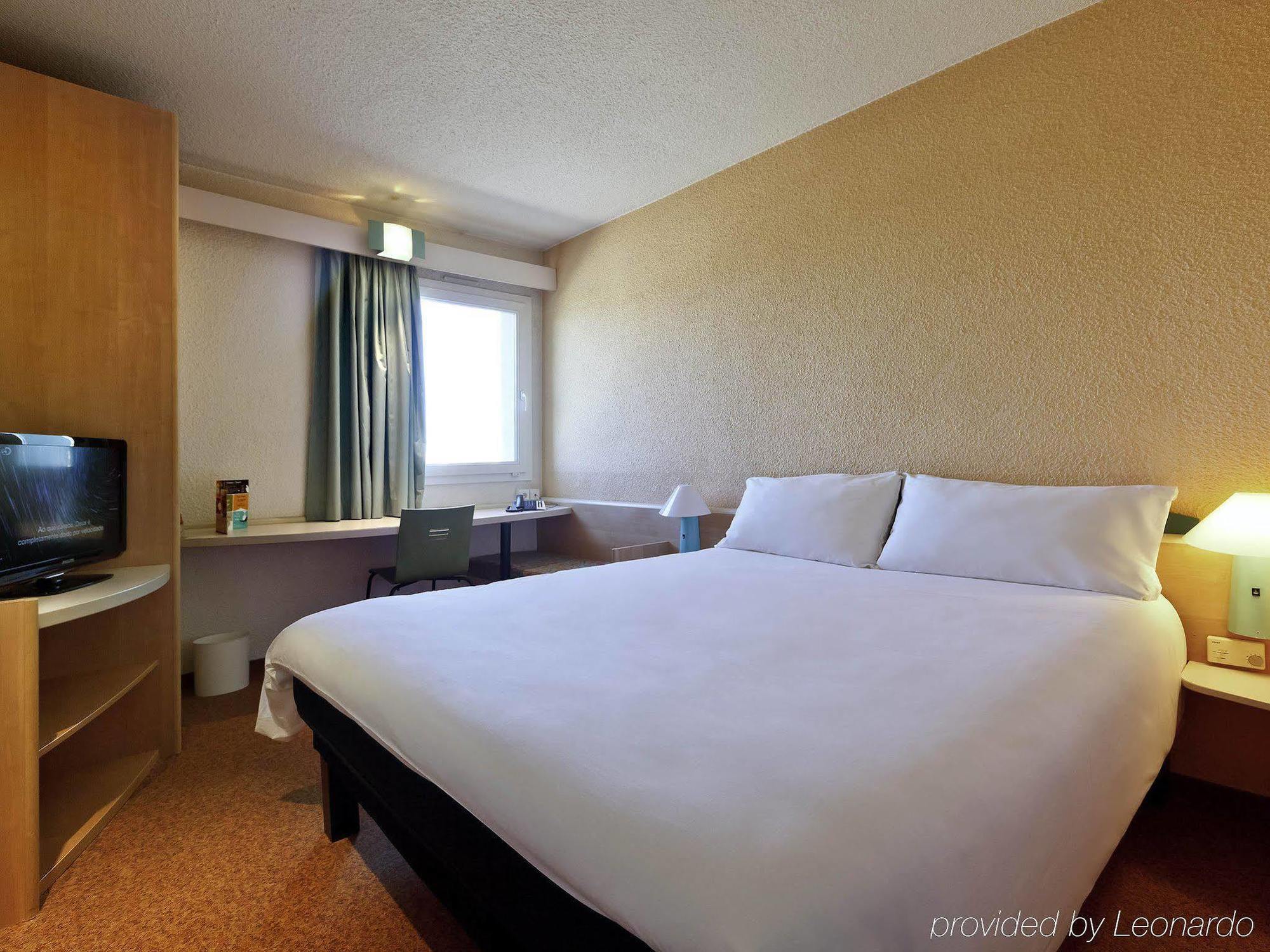 Hotel Ibis Leiria Fatima ภายนอก รูปภาพ